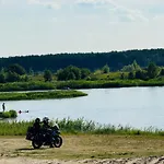 Wakacyjny - Ogrody Feriehus Rzewnie
